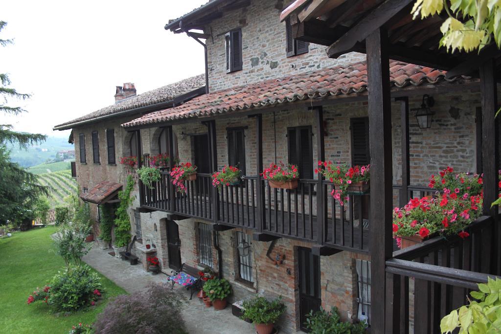 Casa Giuliana Guest House Calosso Ruang foto
