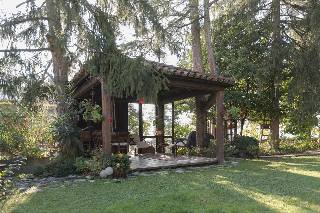 Casa Giuliana Guest House Calosso Bagian luar foto