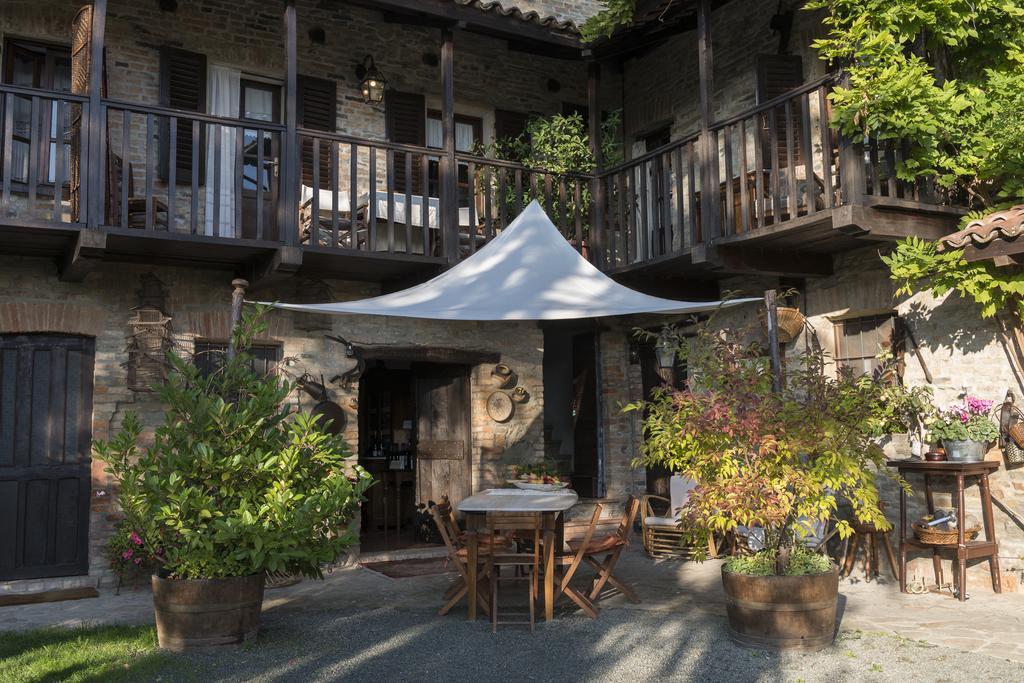 Casa Giuliana Guest House Calosso Bagian luar foto